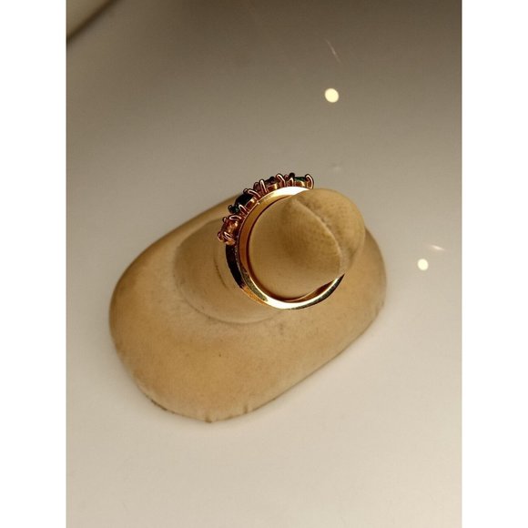 Size 5.5 Gold Tone 4 Stone Rhinestone Women's Ring -SA‎ Stamped Inside Ring 10c2 - Picture 4 of 5